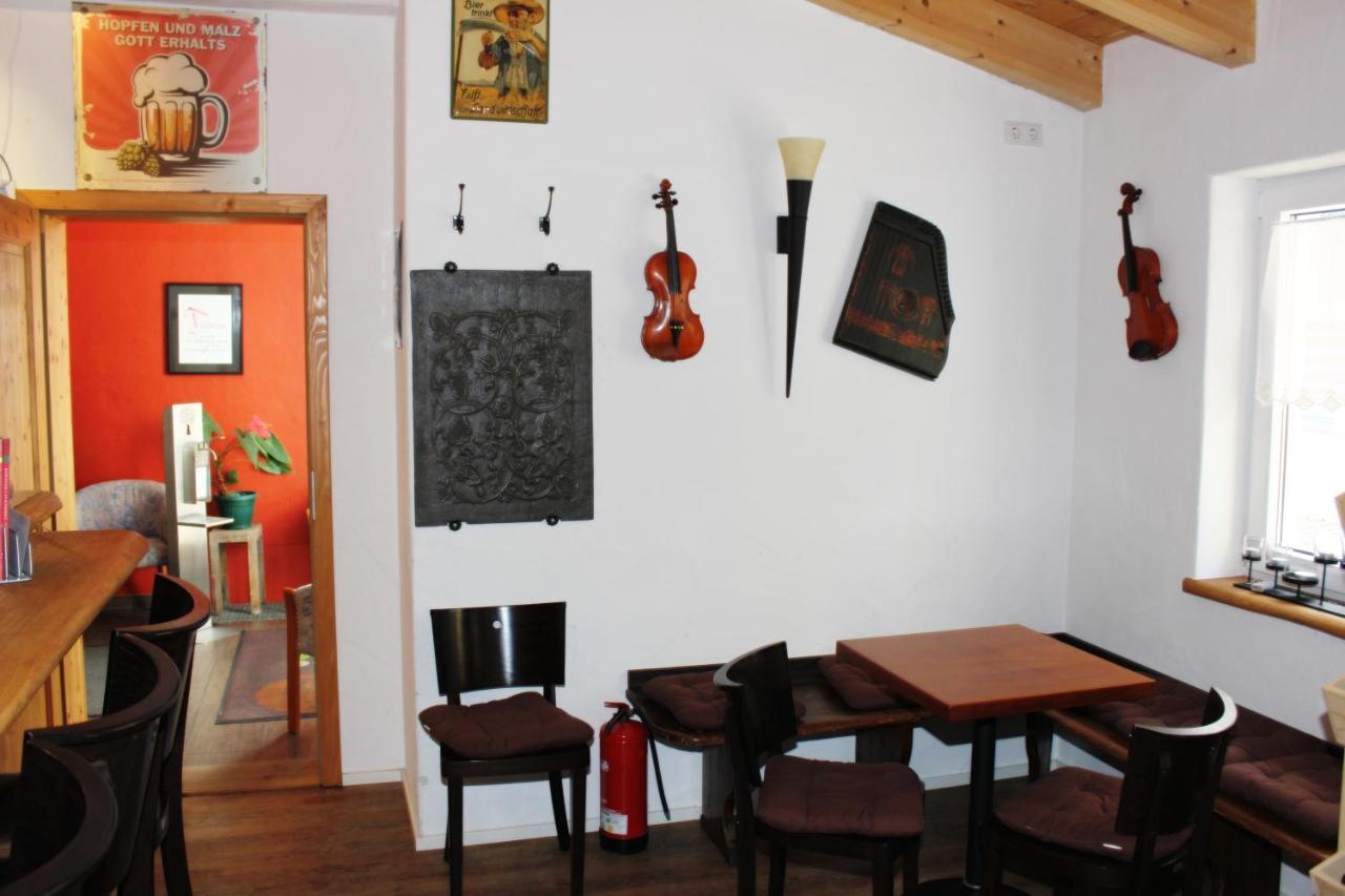 Landhotel Zum Boehm 로트 외부 사진